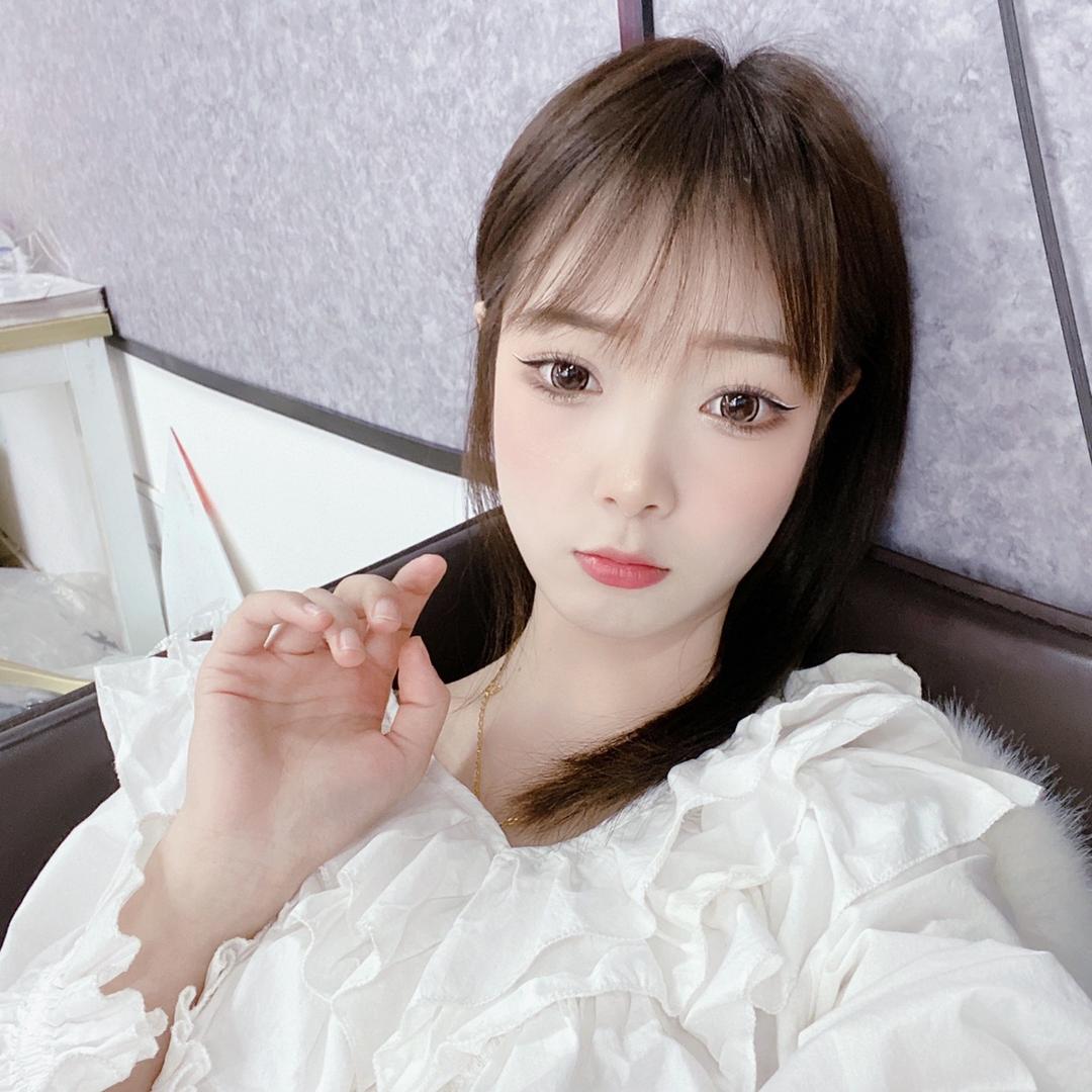 瞿芷薇