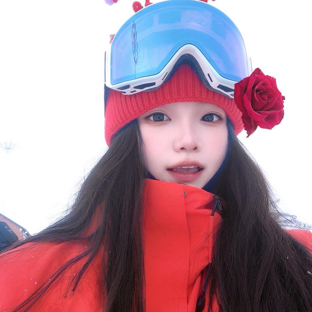 滑雪的小酒