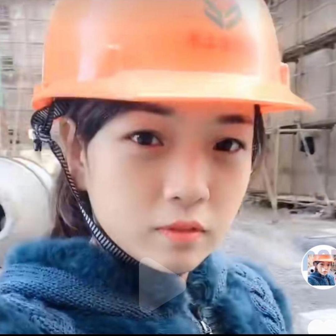 ල᭄💐二丫头🌷