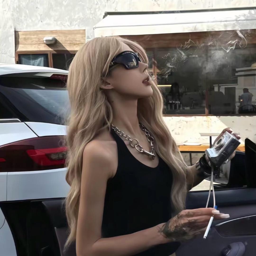 老公站街我数钱