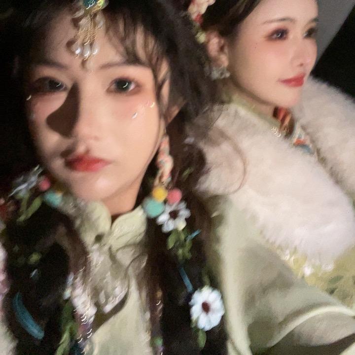 普信女（高傲版）头像