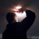 不戴眼镜听不清