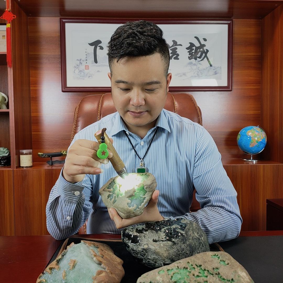 远雄龙哥传媒