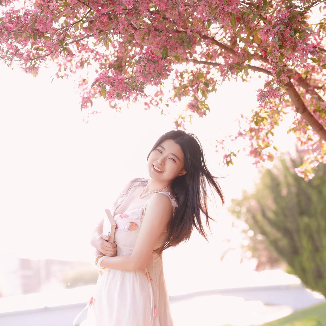 徐小胖超爱吃 （๑⃙⃘´༥`๑⃙⃘)