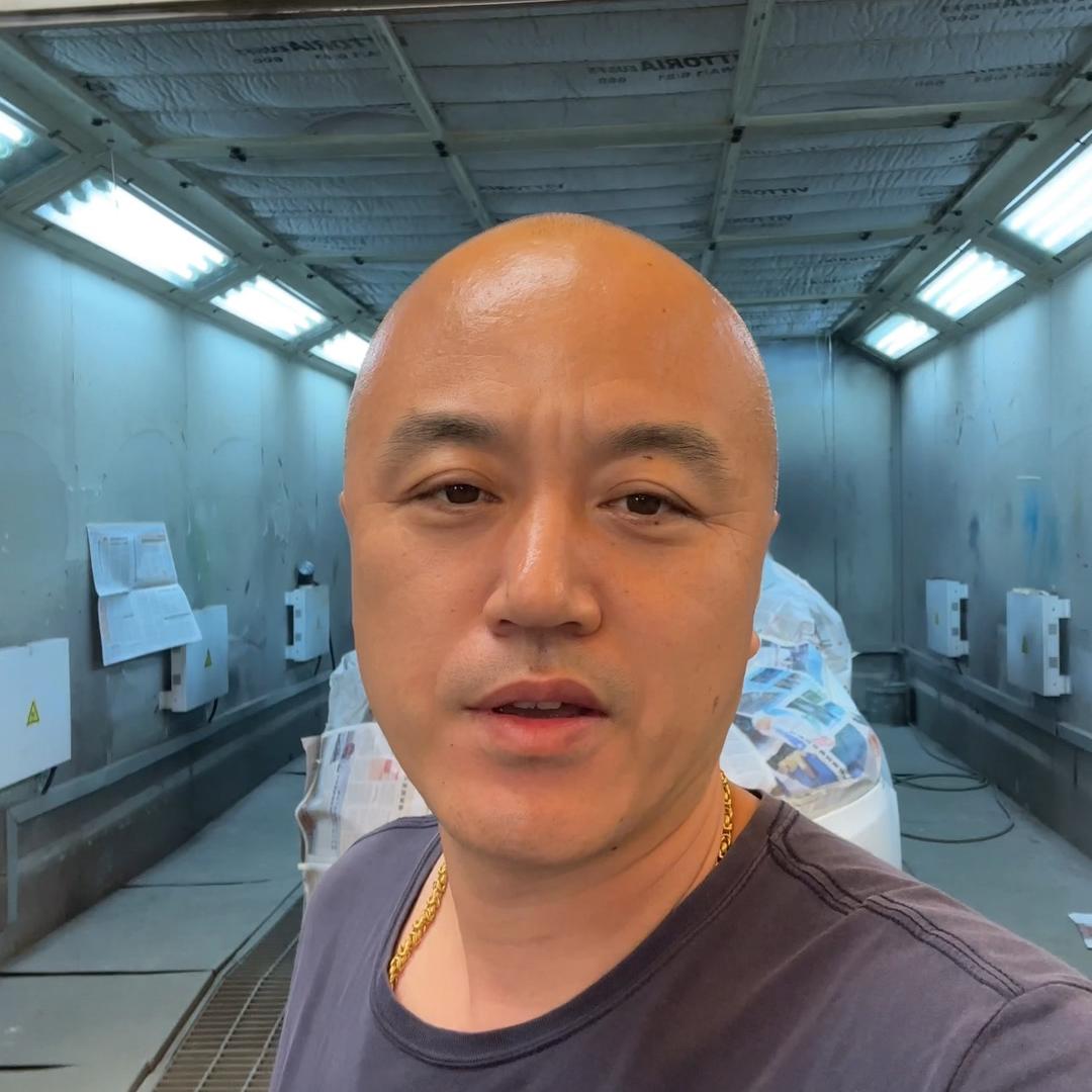 佛山喷漆光头老李