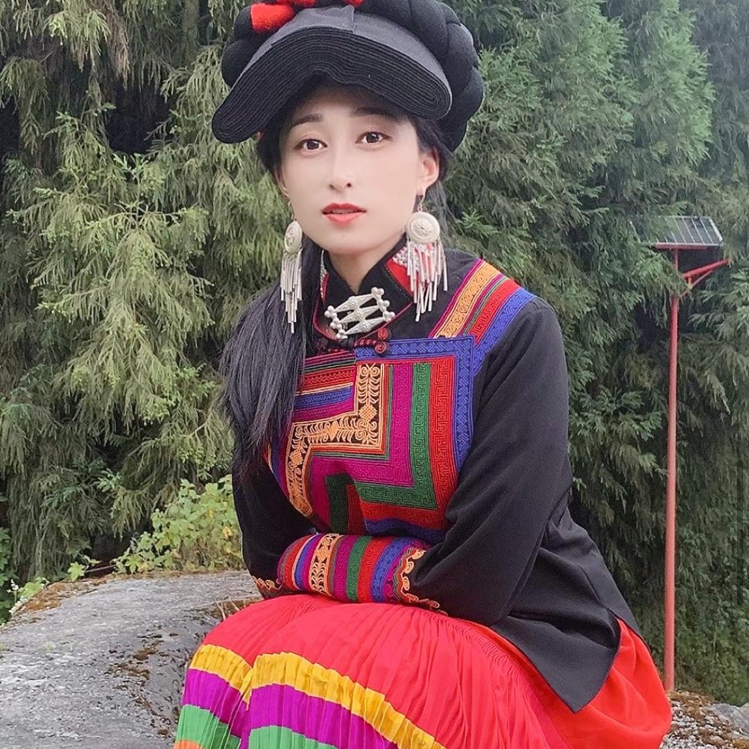 农村阿朵吖