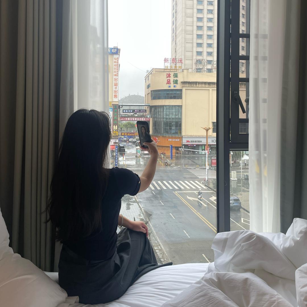 春春.