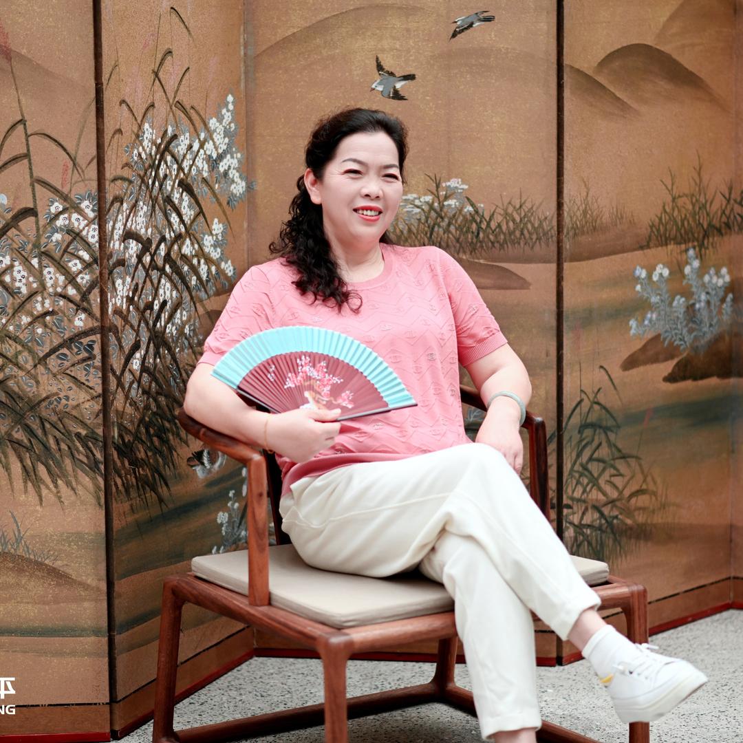 喵小姐@娜娜（都江堰娜姐二姐小号）