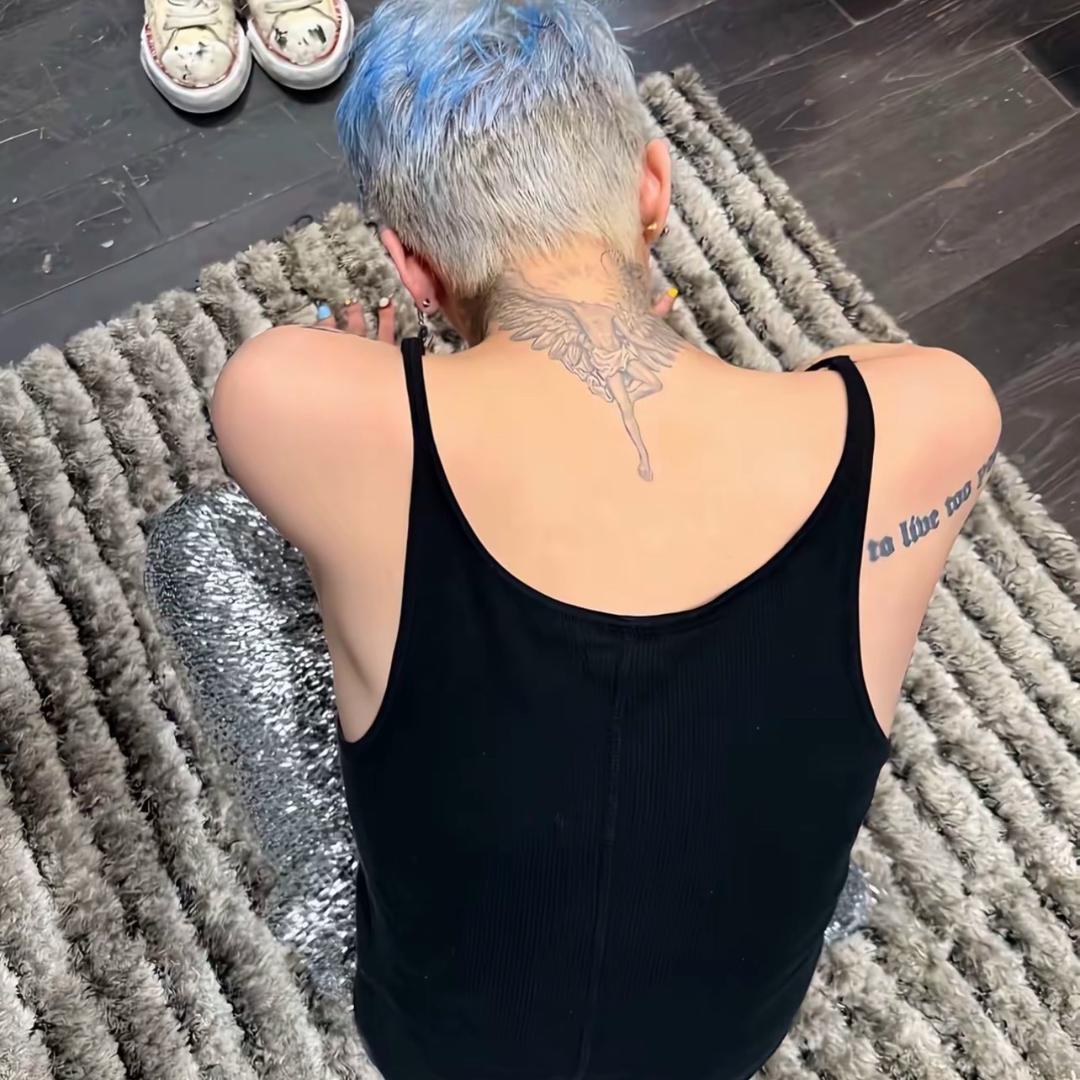 01