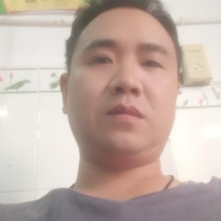 永攀高峰畈田姐弟烟酒百货对面江西小炒1