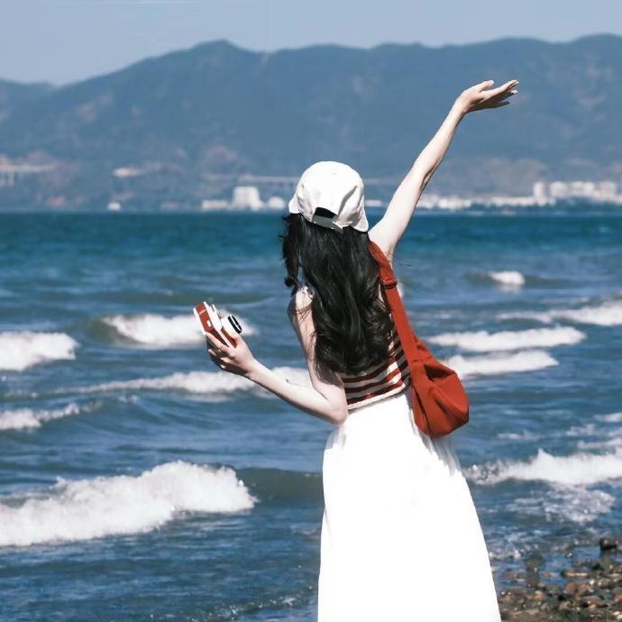 本宫劫色不劫财😍