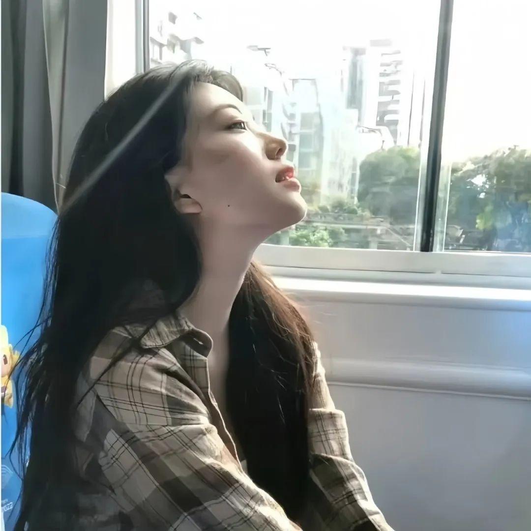 汉堡里的番茄