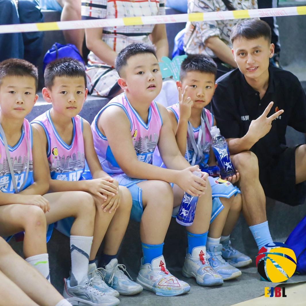 贵阳人从众篮球