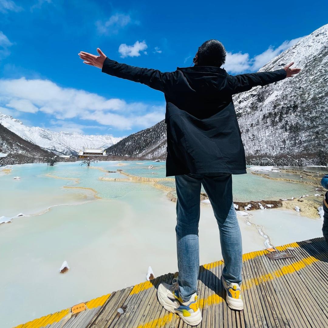 鹤壁旅游团（疯子）