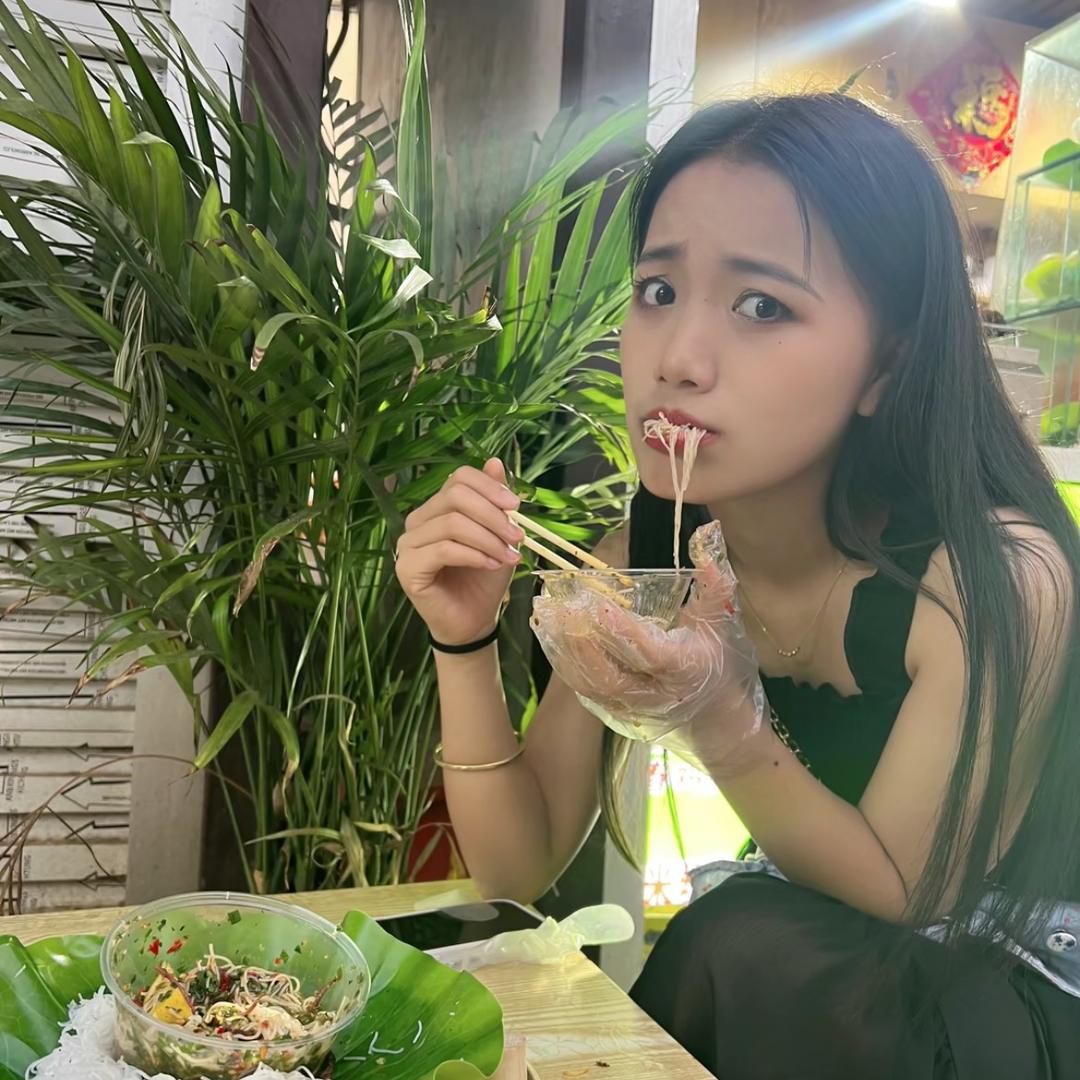 老周-