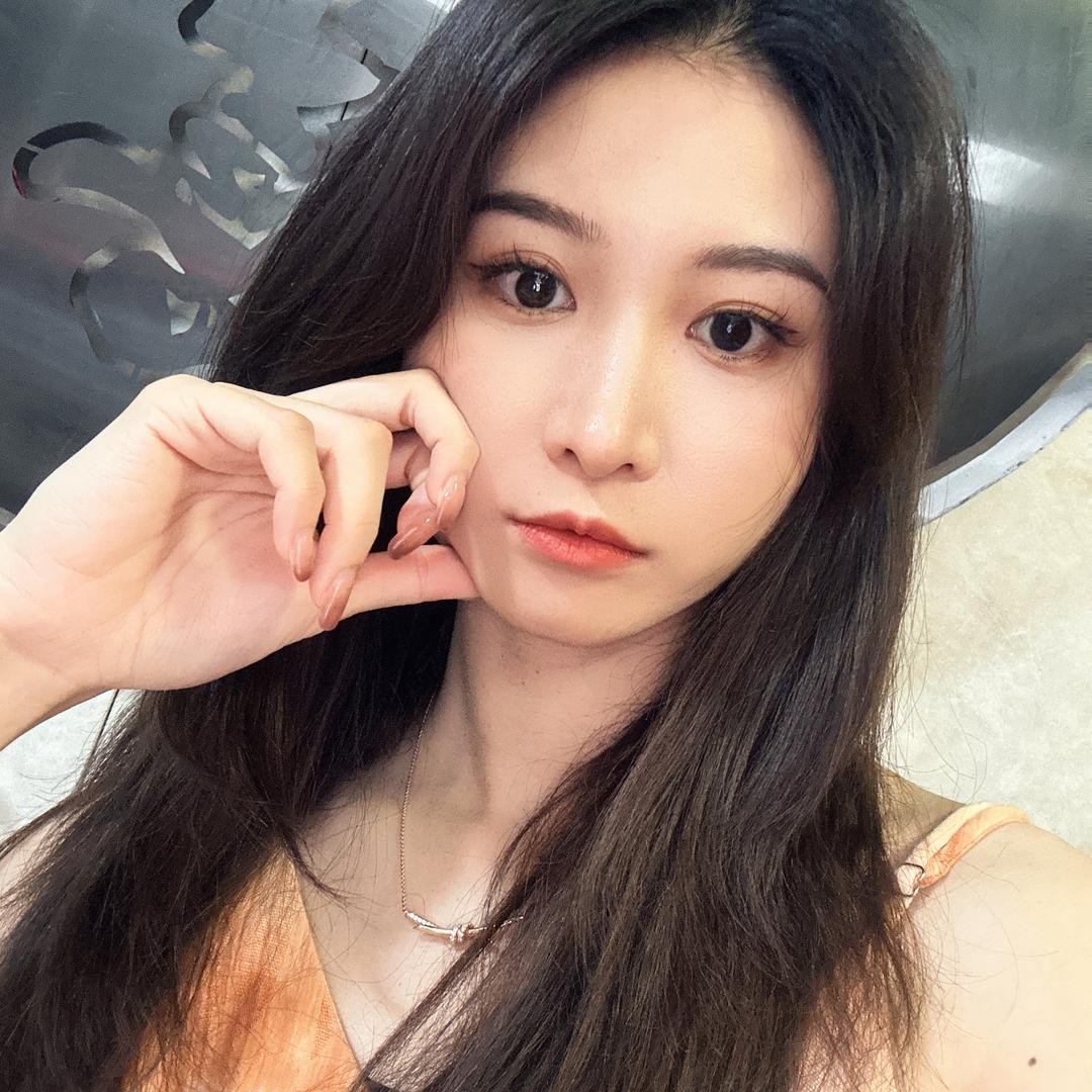 出炉面包chulu