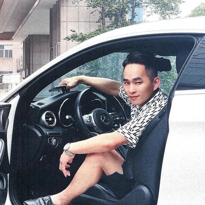 中山盘老司撩车