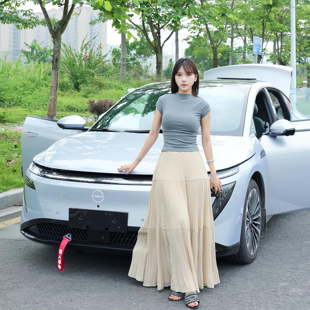 欣欣的N7改装店