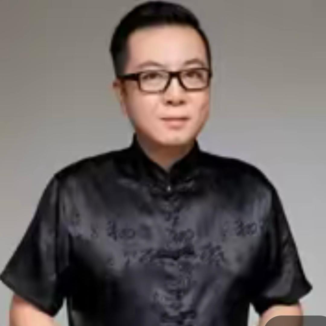 主持人宋非