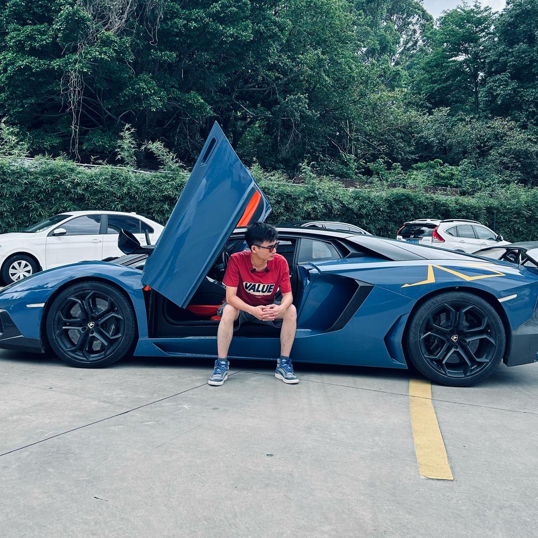 精品买卖二手车