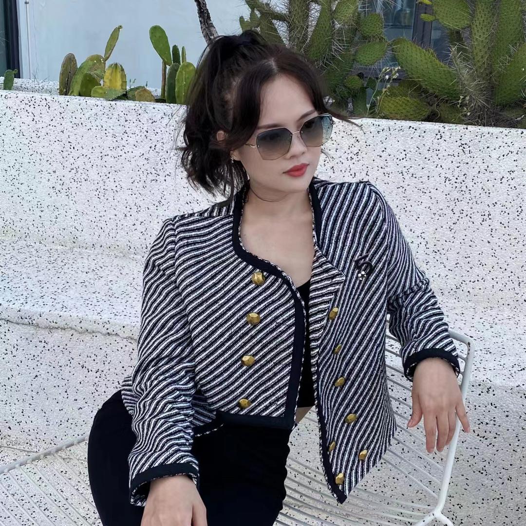 橙子 老板娘