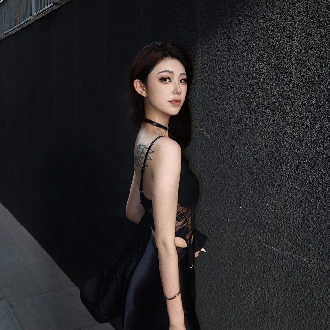 贾Cc呀
