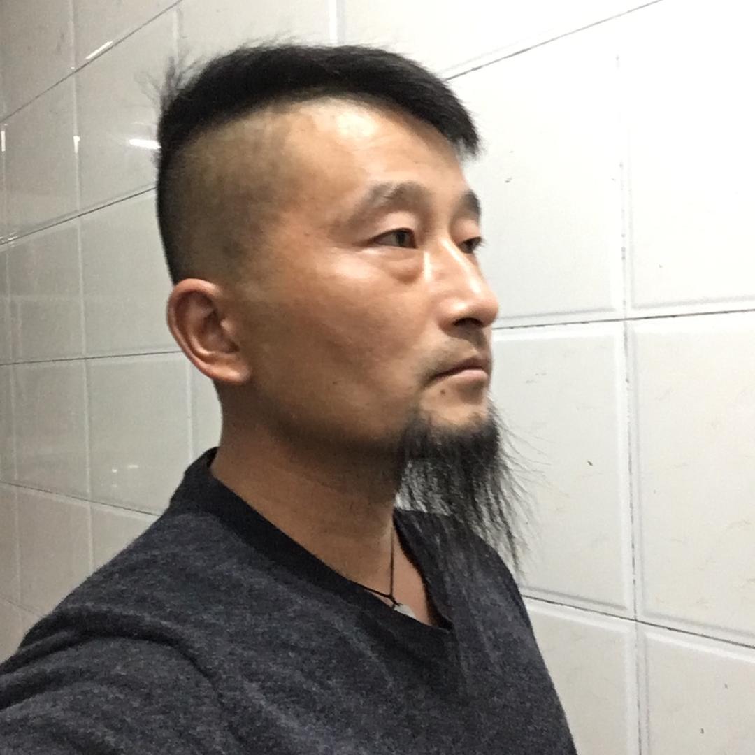 段胡子