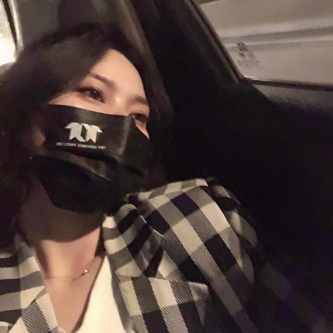 时潮服装店(梦时代店)官方号