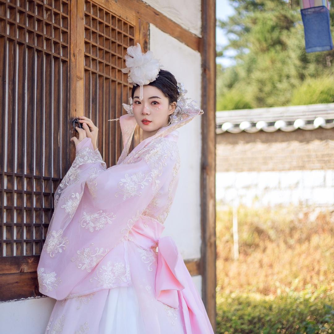 _小柠不吃芹菜