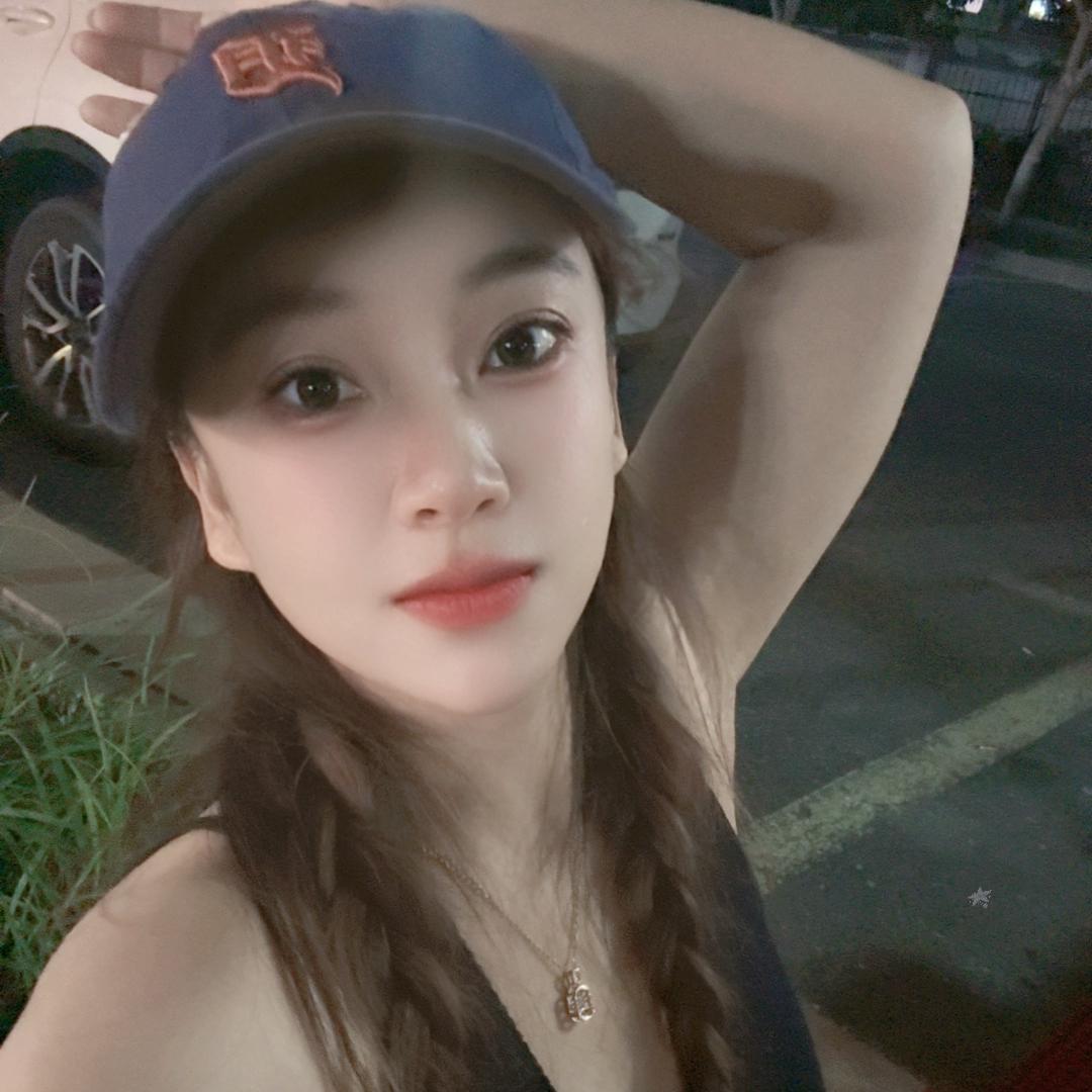 小秋服饰店