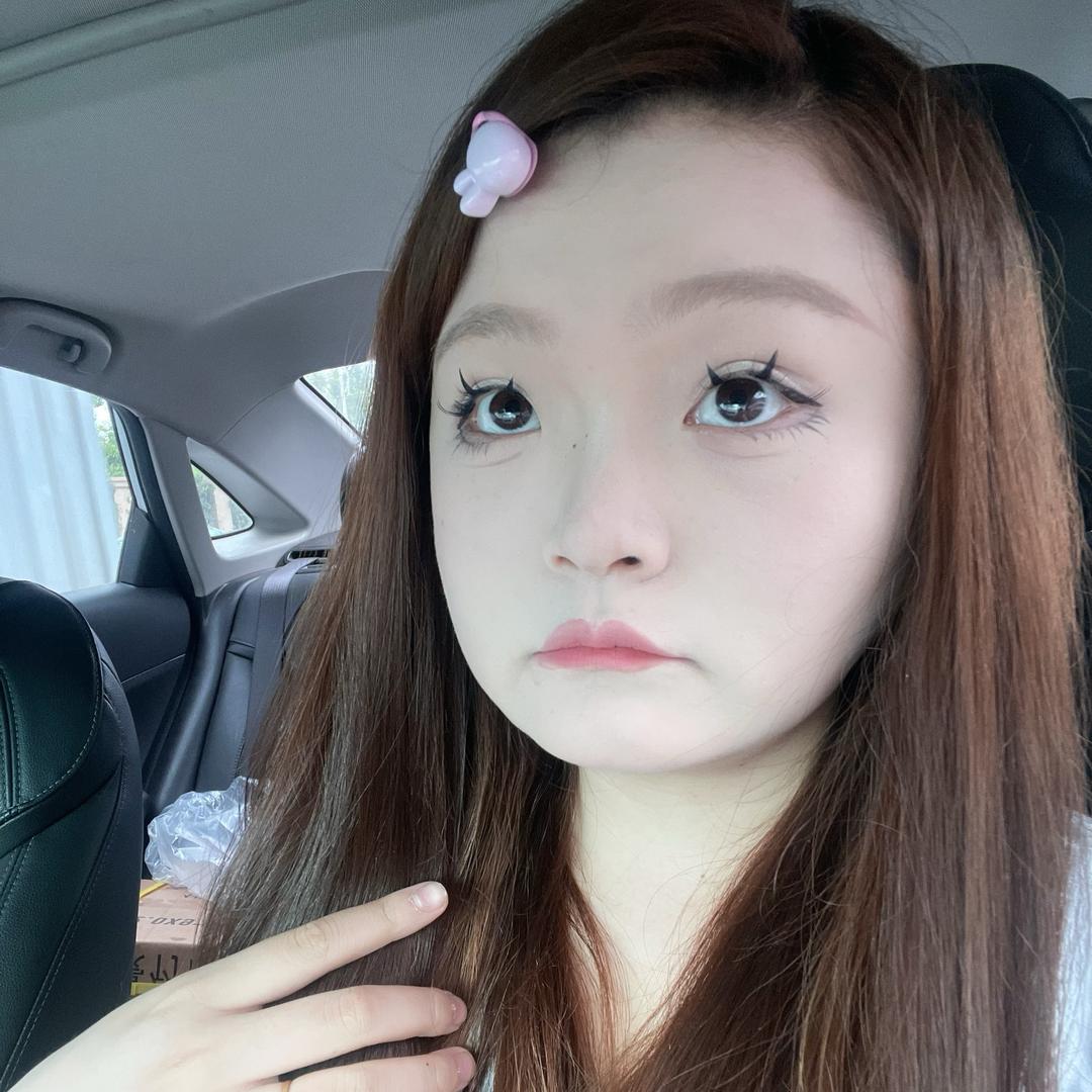 04年女孩创业炭火烧烤🍖