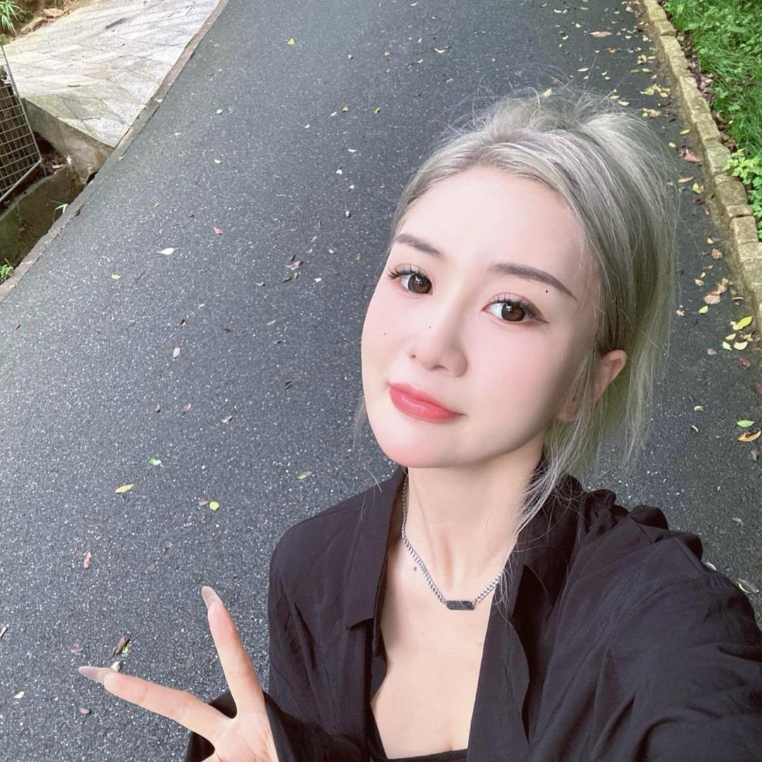 芊芊的女装小店