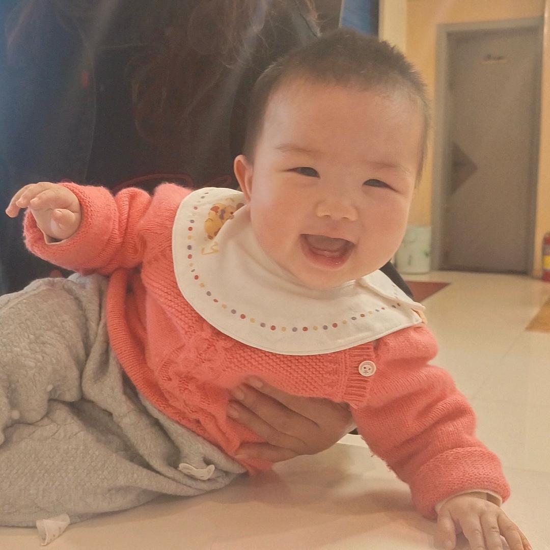 爱笑小朋友的一天天