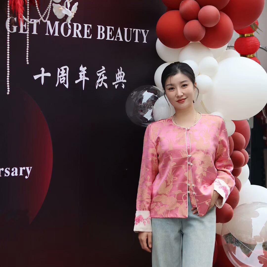 在凤岗做灯泡肌的露露