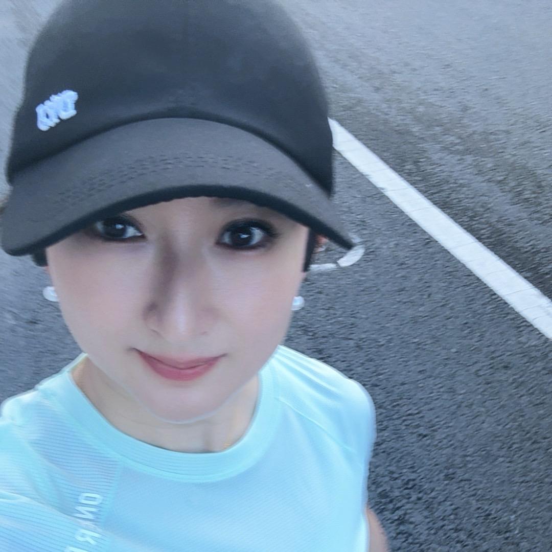 茹