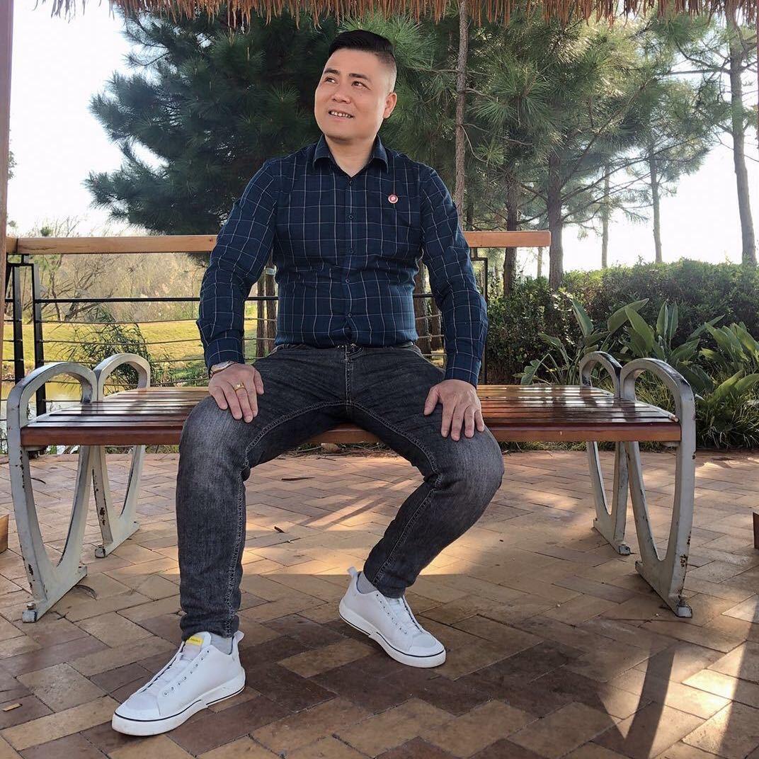 郝班长辣味休闲零食创始人