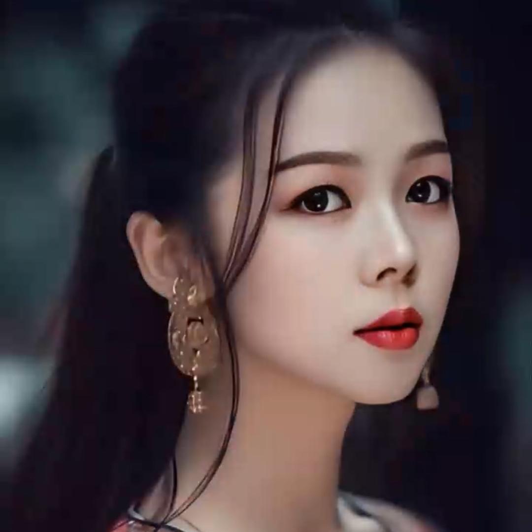 可甜可咸的阿琴