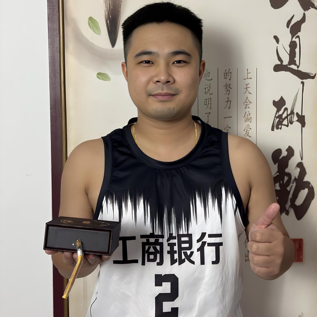 啊义翡翠雕刻