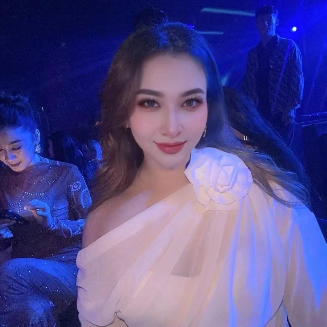 热伊麦-美衣