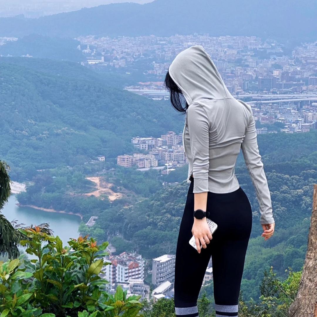 小妍长不大bb
