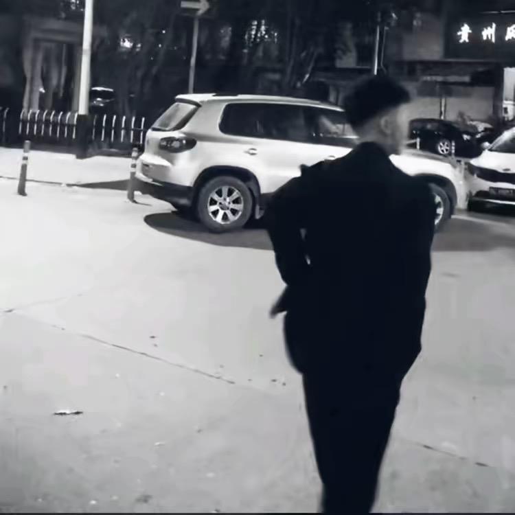 何必执着一张脸