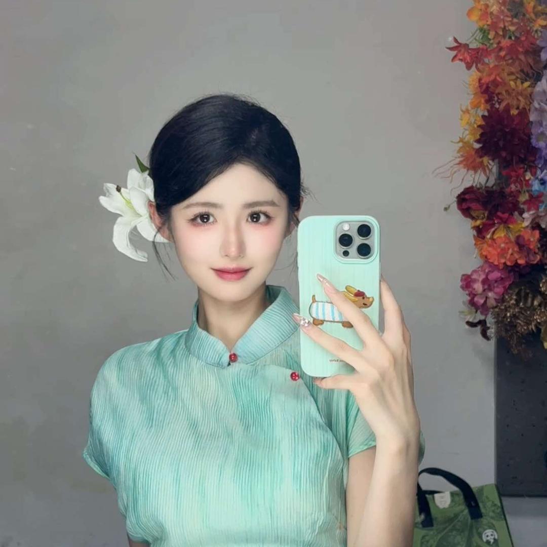 小池不说话