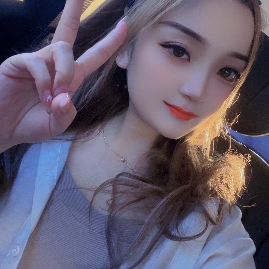 宝儿不甜💖