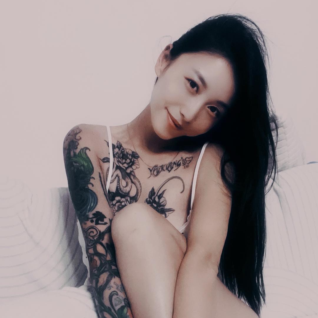 Eva wang🇨🇳🇸🇰