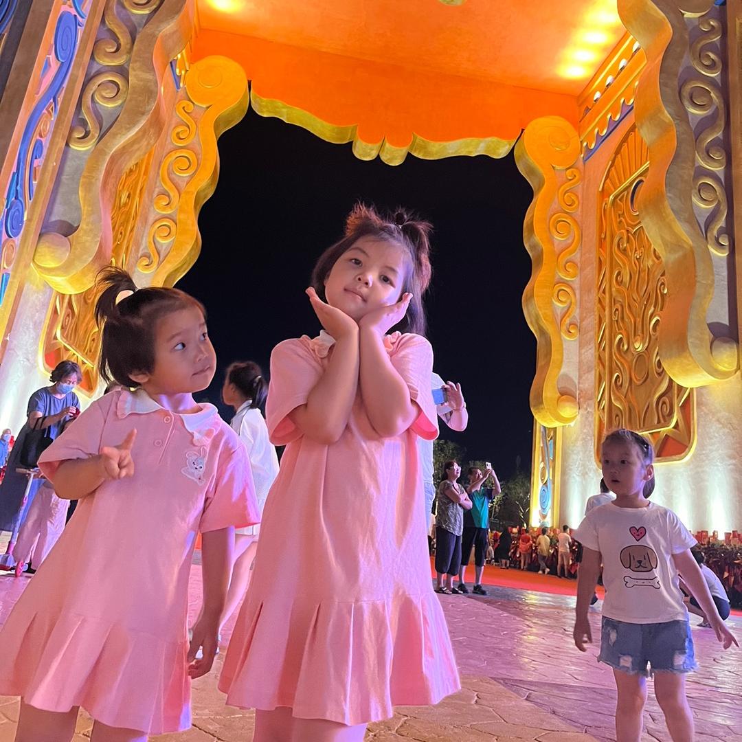 我有两个小棉袄🇨🇳