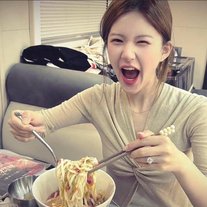 榴莲忘饭🫧