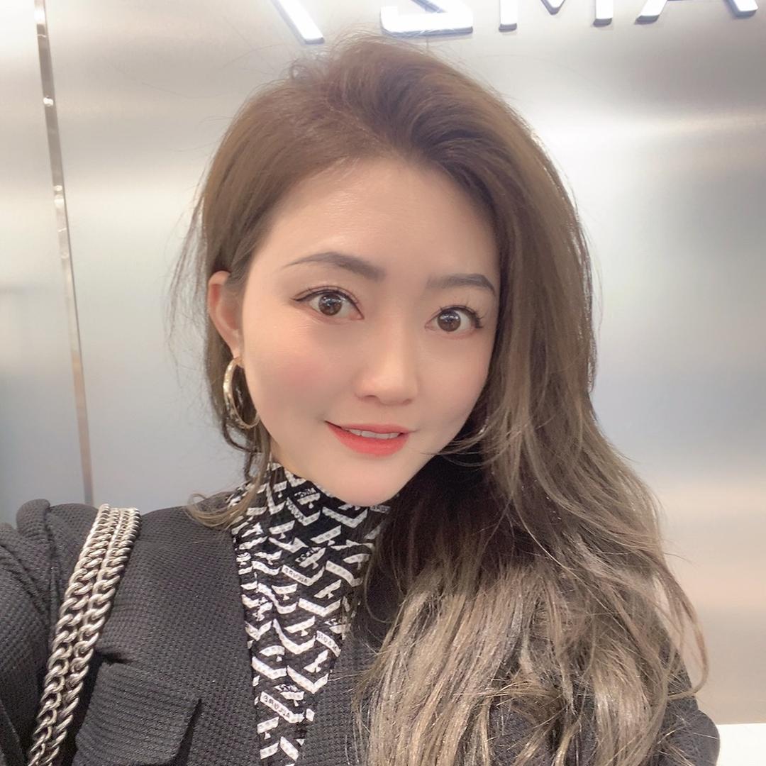 香格里拉IAM27女装闵闵