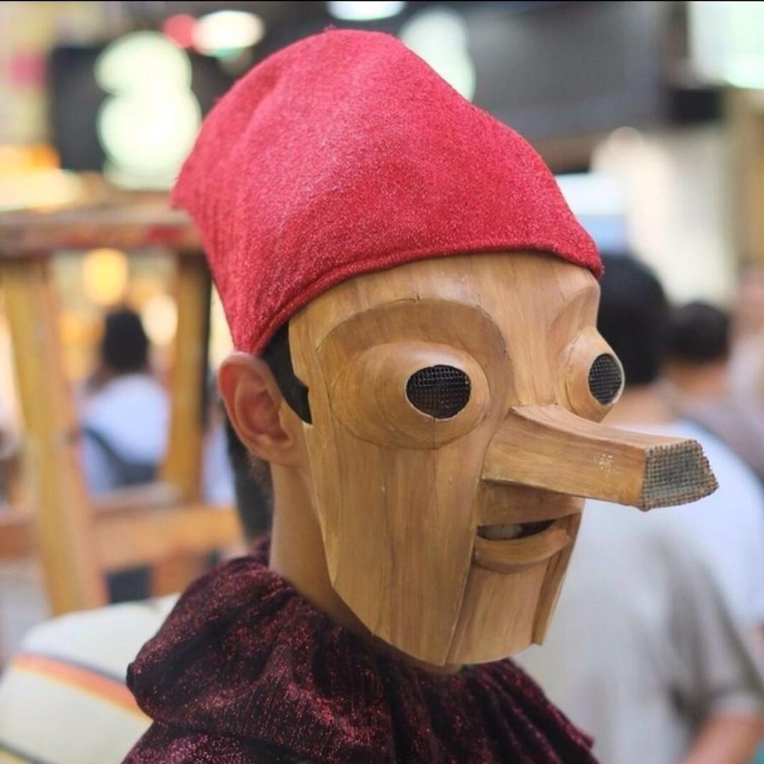 中 楚 航