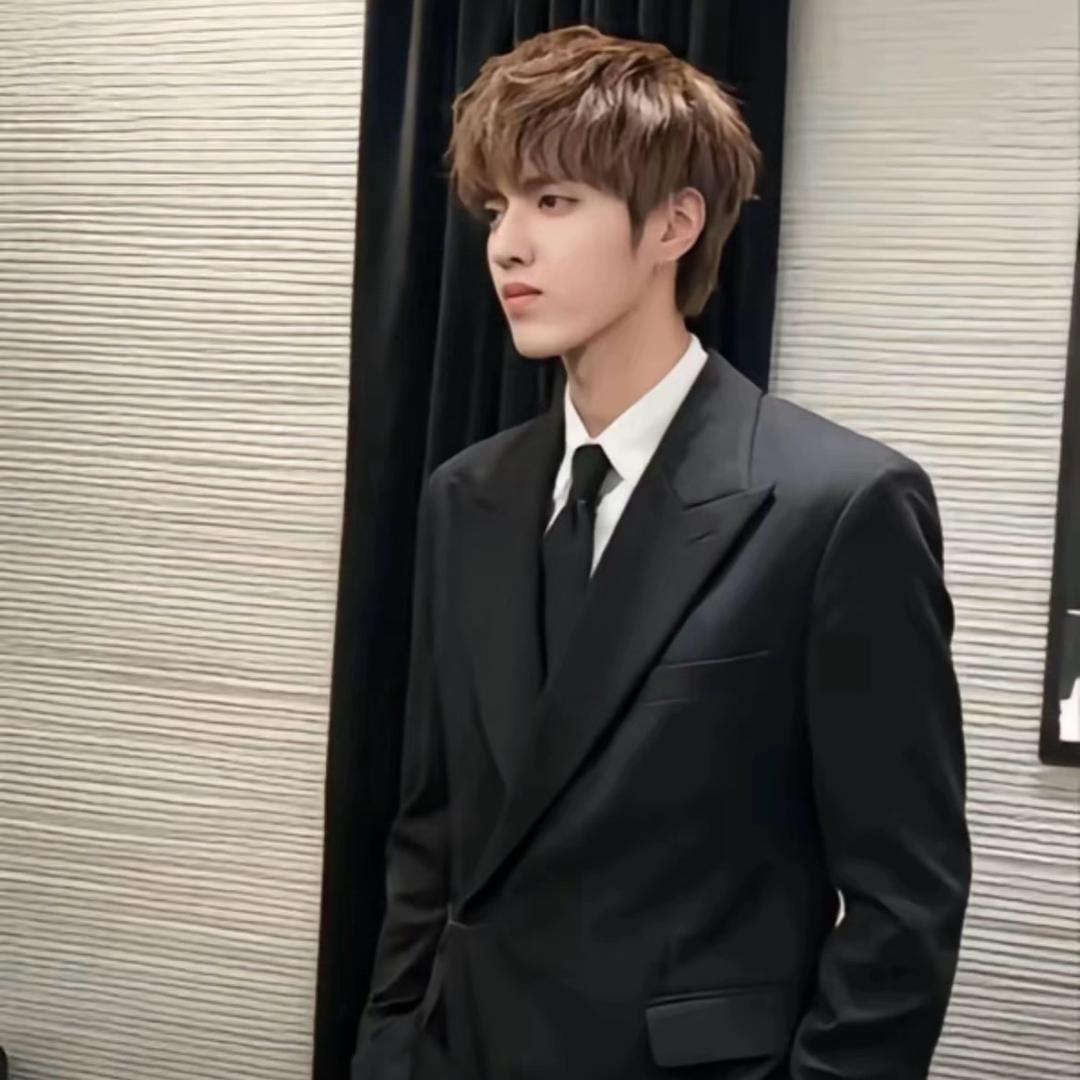 Kris.