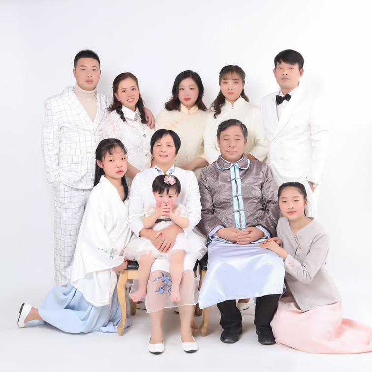 景天博爱幼儿园方园长